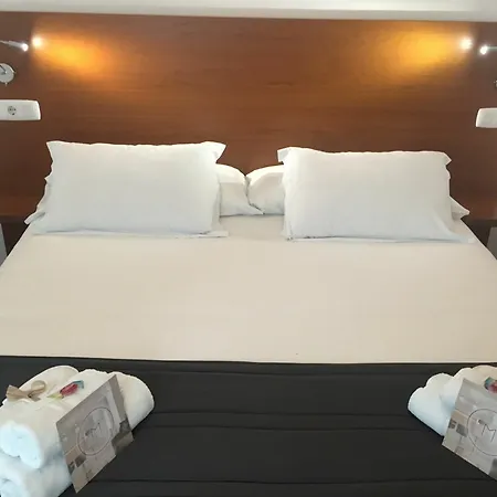 Dona Carmen Apartment