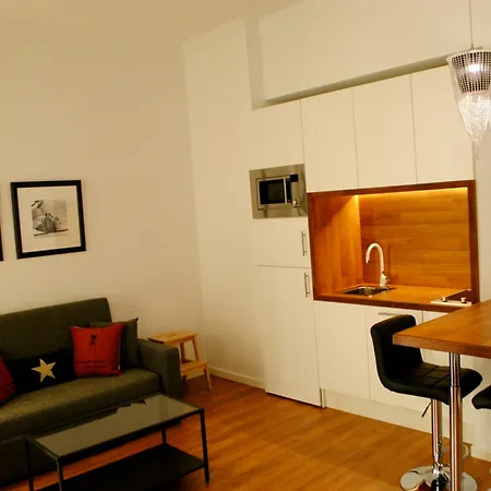 Dona Carmen Apartment *