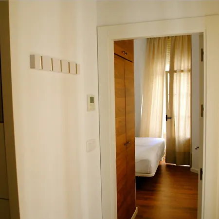 Dona Carmen Apartment *